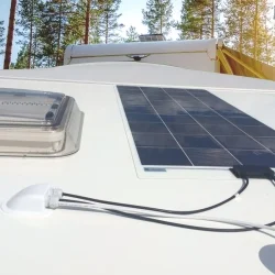 Kit d'Énergie Solaire Flexible 12V 200W avec Régulateur Victron MPPT